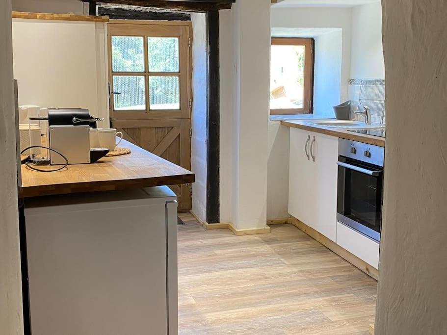 Spacious 1 Bed Home With Shared Pool Champagnac-la-Rivière Exteriér fotografie